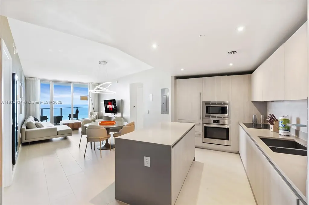 4111 S Ocean Drive Hollywood FL 33019