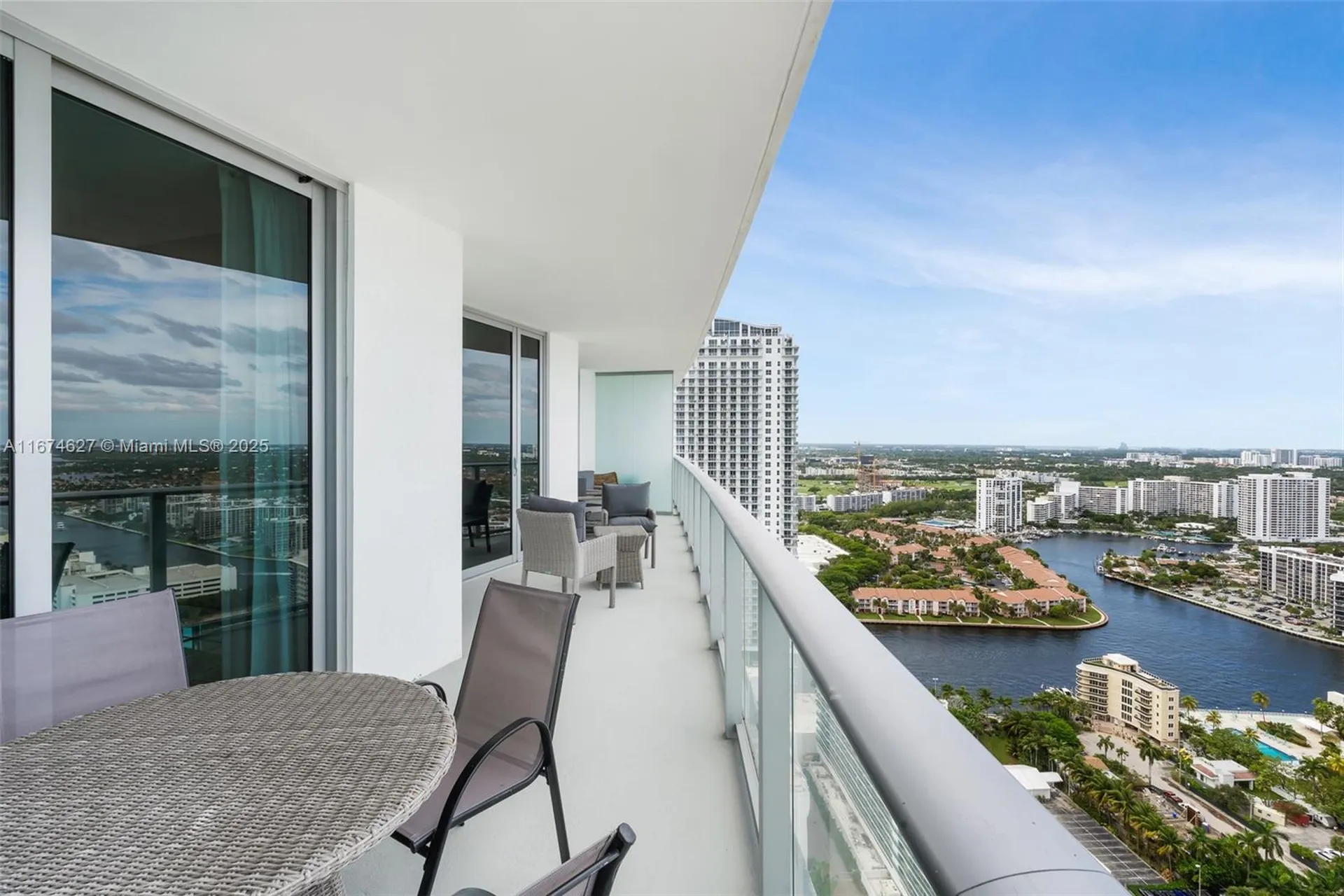 4111 S Ocean Drive Hollywood FL 33019