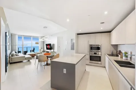 4111 S Ocean Drive Hollywood FL 33019