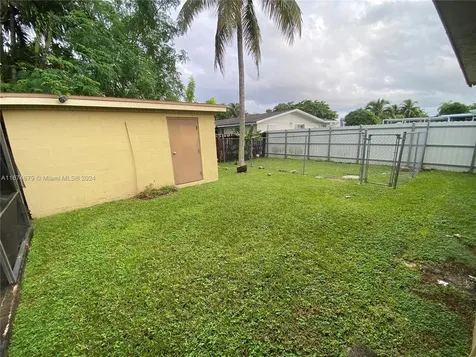 16615 SW 93rd Court Palmetto Bay FL 33157
