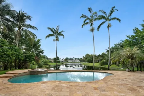 3151 E Stonebrook Circle Davie FL 33330