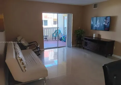 18870 NW 57th Avenue Hialeah FL 33015