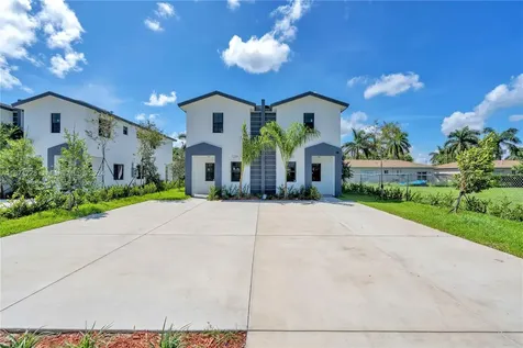 1231 NW 9th Avenue Florida City FL 33034