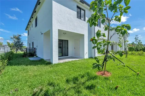 1231 NW 9th Avenue Florida City FL 33034