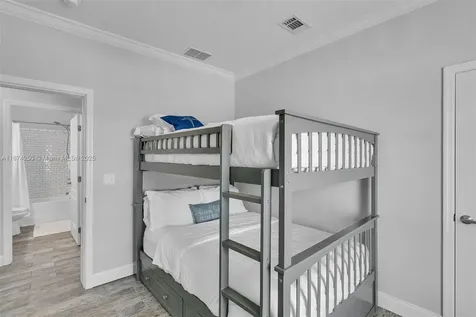 121 Venetian Drive Islamorada FL 33036