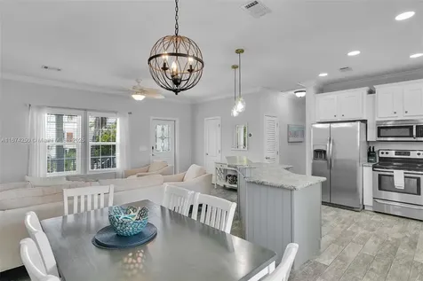 121 Venetian Drive Islamorada FL 33036