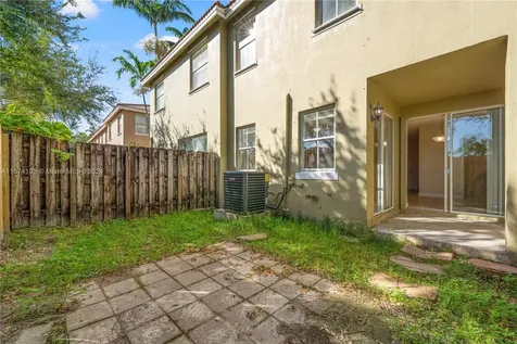 2526 SE 15th Court Homestead FL 33035