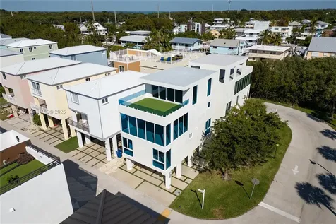 94825 Overseas Highway 253 Key Largo FL 33037