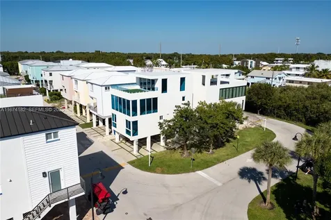 94825 Overseas Highway 253 Key Largo FL 33037