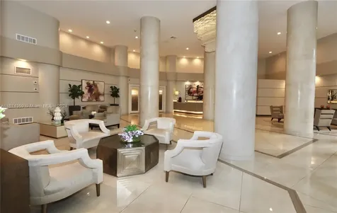 19195 NE 36 Court Aventura FL 33180