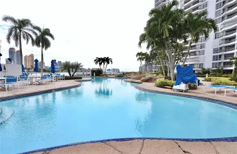 19195 NE 36 Court Aventura FL 33180