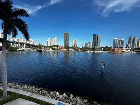 19195 NE 36 Court Aventura FL 33180