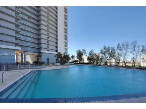 888 Biscayne Boulevard Miami FL 33132