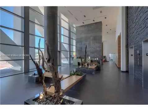 888 Biscayne Boulevard Miami FL 33132