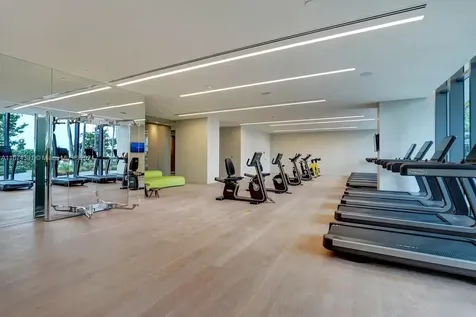 888 Biscayne Boulevard Miami FL 33132