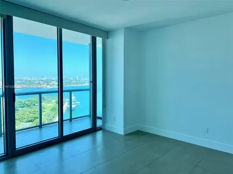 888 Biscayne Boulevard Miami FL 33132