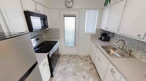 1732 Meridian Avenue Miami Beach FL 33139