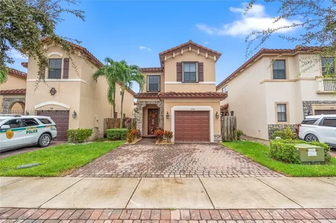 3742 NE 2nd Street Homestead FL 33033