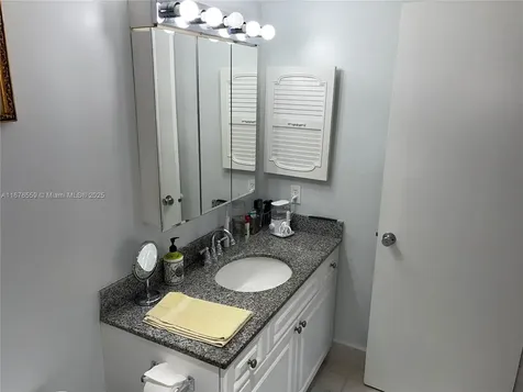1904 Bermuda Circle Coconut Creek FL 33066