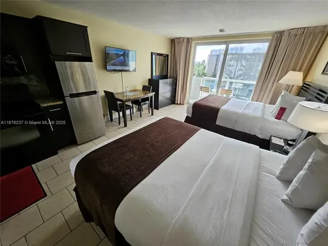 19201 Collins Avenue Sunny Isles Beach FL 33160