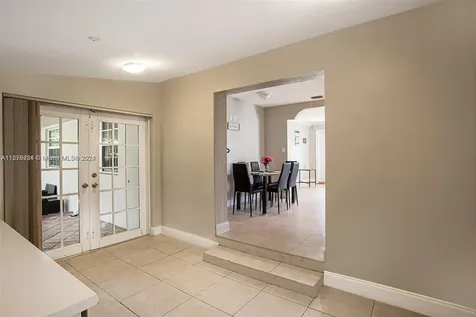 1531 Moffett Street Hollywood FL 33020