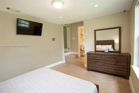 1531 Moffett Street Hollywood FL 33020