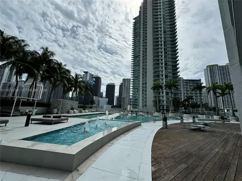 90 SW 3 Street Miami FL 33130