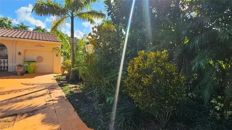 156 NW 88th Street El Portal FL 33150