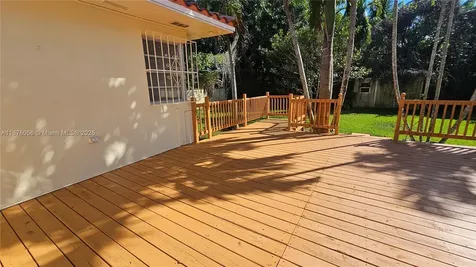 156 NW 88th Street El Portal FL 33150