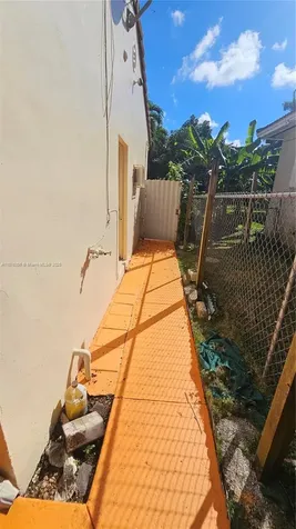 156 NW 88th Street El Portal FL 33150