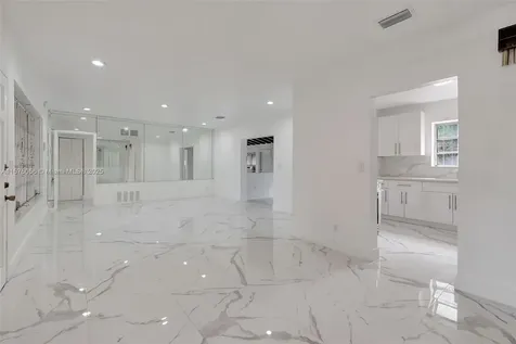 156 NW 88th Street El Portal FL 33150
