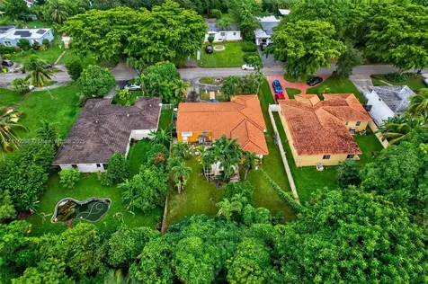 156 NW 88th Street El Portal FL 33150