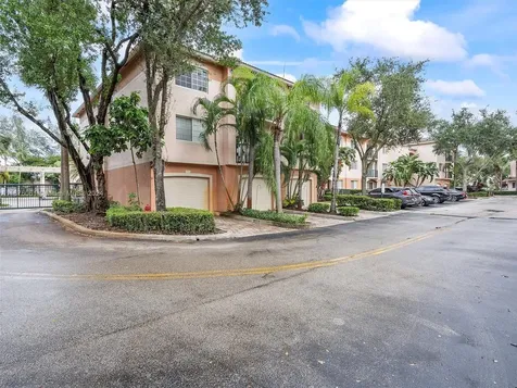 2009 SE 10th Avenue Fort Lauderdale FL 33316