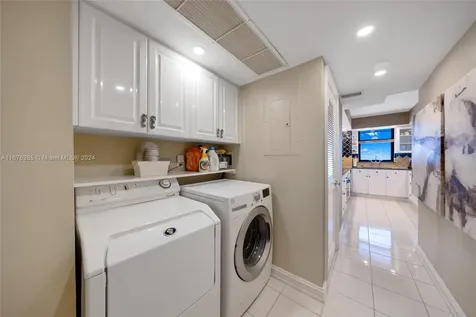 9801 Collins Avenue Bal Harbour FL 33154