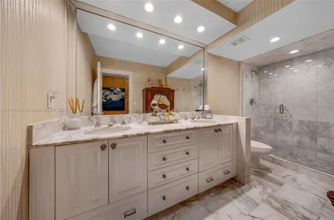 9801 Collins Avenue Bal Harbour FL 33154