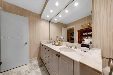 9801 Collins Avenue Bal Harbour FL 33154