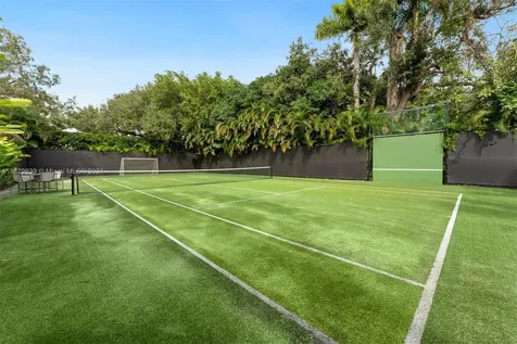 5851 SW 94th Street Pinecrest FL 33156