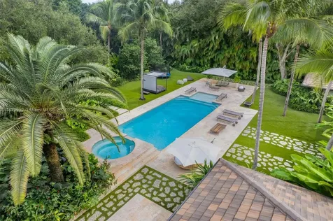 5851 SW 94th Street Pinecrest FL 33156
