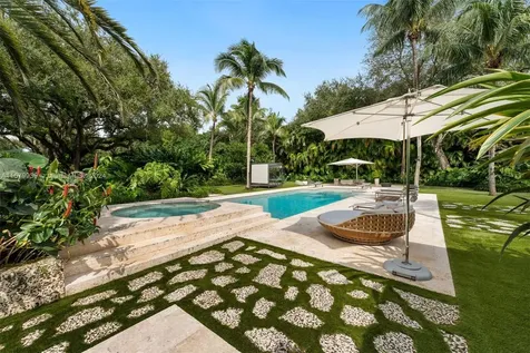 5851 SW 94th Street Pinecrest FL 33156