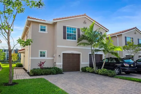 6782 Broadwater Lane Lake Worth FL 33467