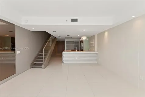 2950 NE 188th Street Aventura FL 33180