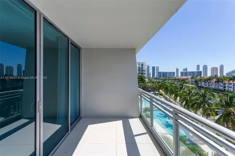 2950 NE 188th Street Aventura FL 33180