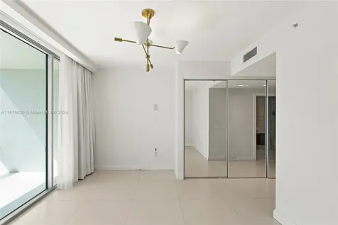 2950 NE 188th Street Aventura FL 33180