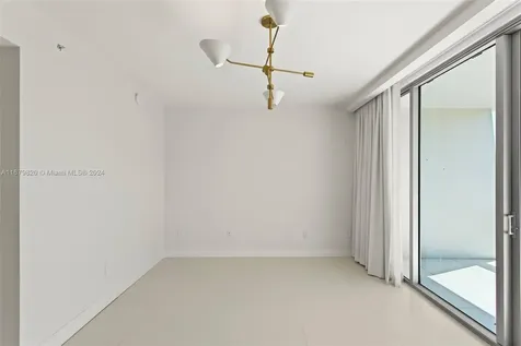2950 NE 188th Street Aventura FL 33180