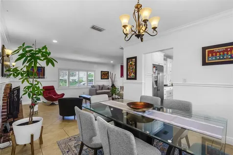 9261 SW 88th Terrace Miami FL 33176