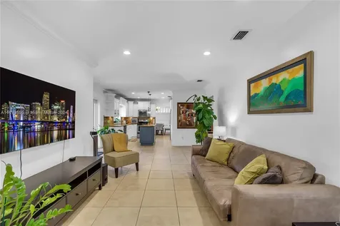 9261 SW 88th Terrace Miami FL 33176