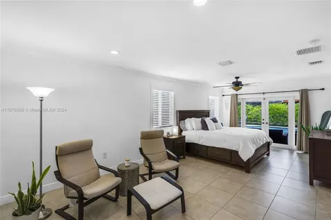 9261 SW 88th Terrace Miami FL 33176