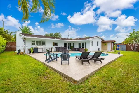 9261 SW 88th Terrace Miami FL 33176
