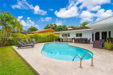 9261 SW 88th Terrace Miami FL 33176