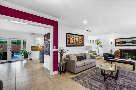 9261 SW 88th Terrace Miami FL 33176